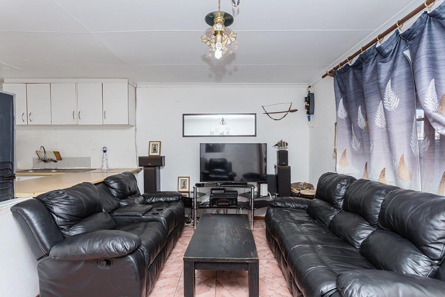 2 Bedroom Property for Sale in Brooklyn Western Cape